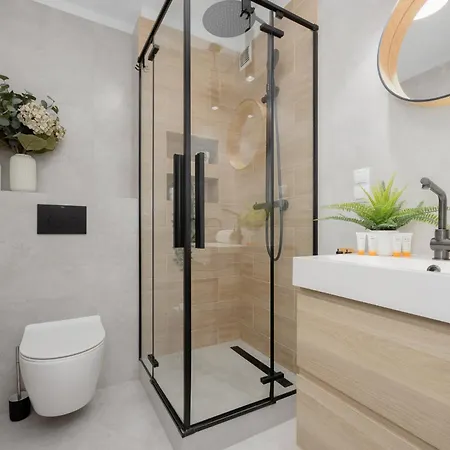 Beautiful Near Mokotow Field By Renters * Warsaw