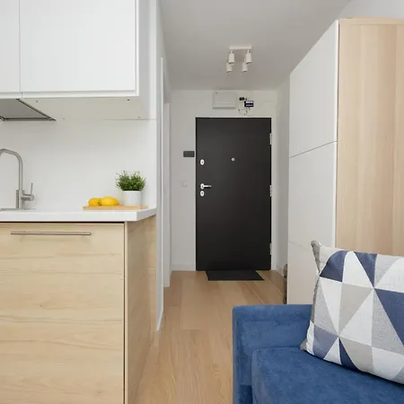 아파트 Beautiful Near Mokotow Field By Renters *